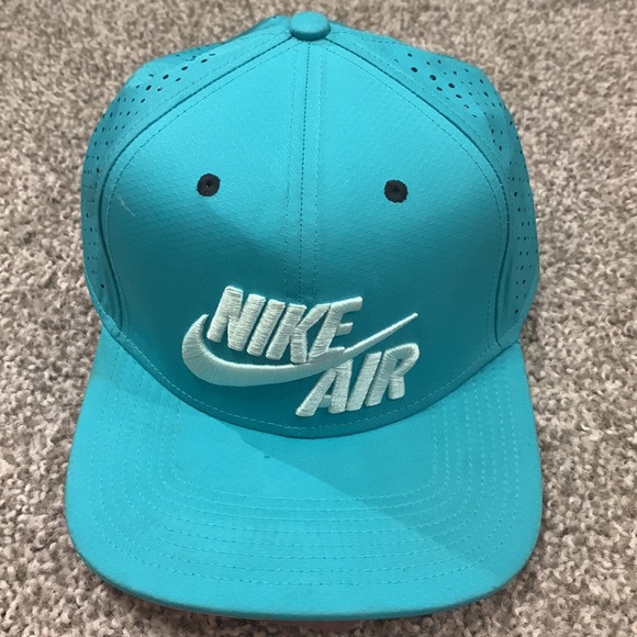 Nike Other - Nike Air Dri-Fit Snapback Hat